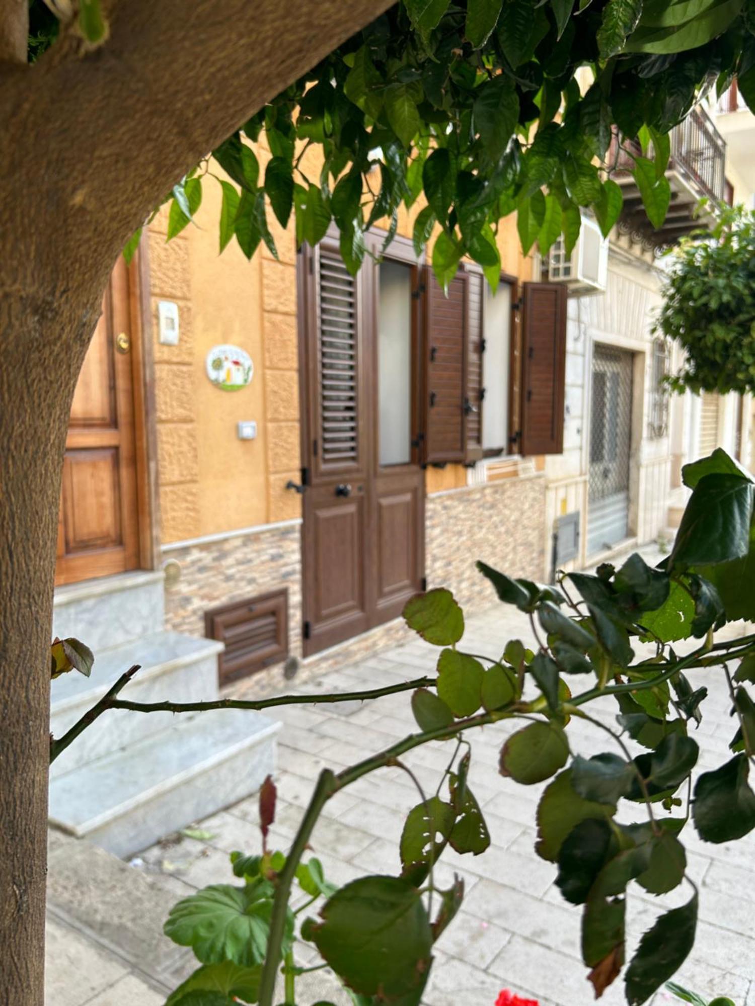 A Casa Ru Zu Nino Apartment Capaci Luaran gambar